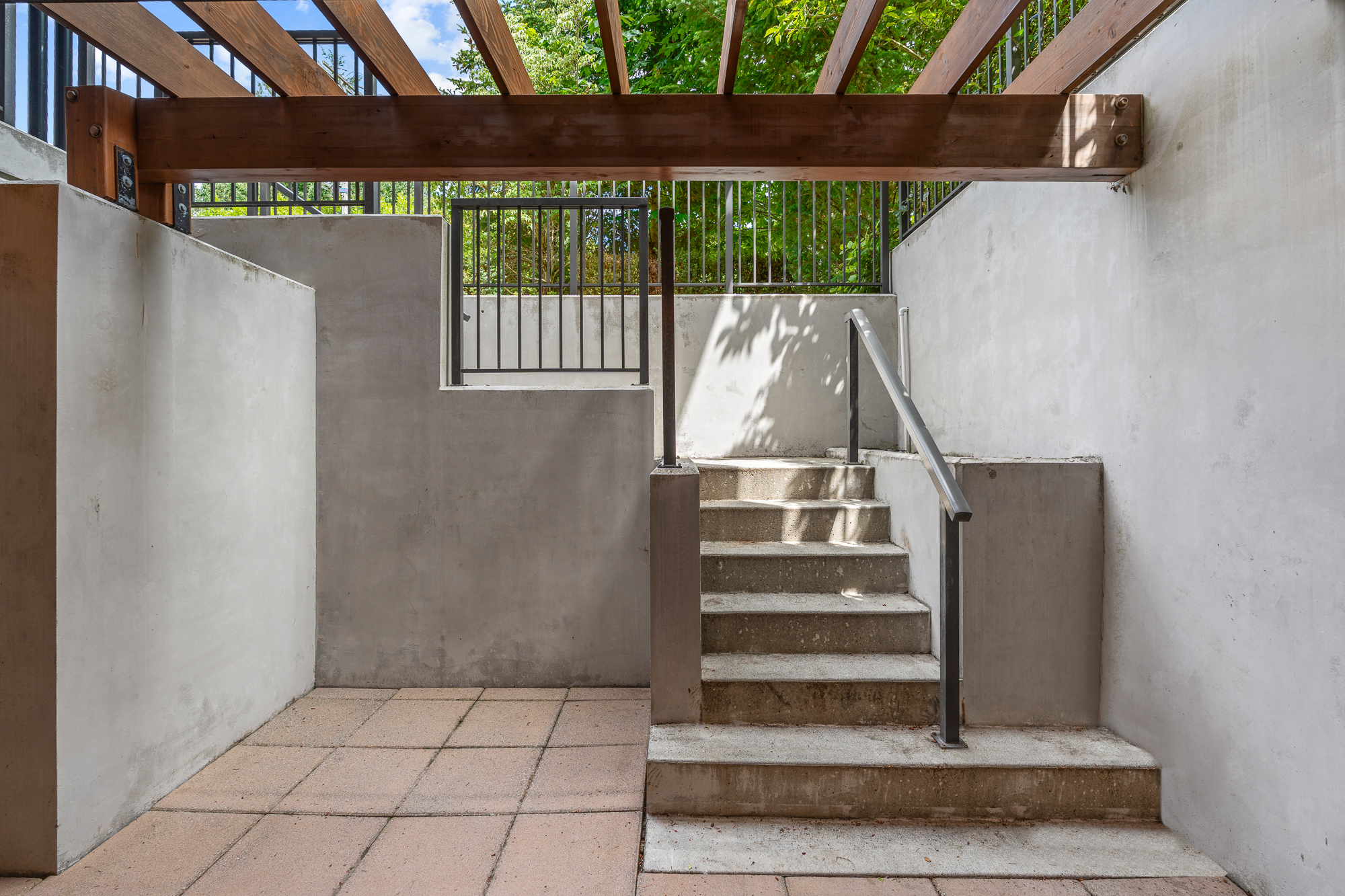 6528 Marine Drive